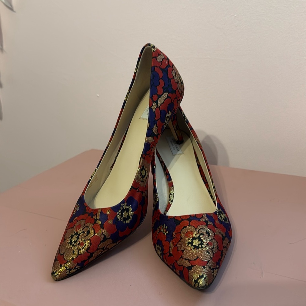 Used Cole Haan Vesta Pump-Red Purple & Gold Chrystie Floral Jacquard Brocade 8